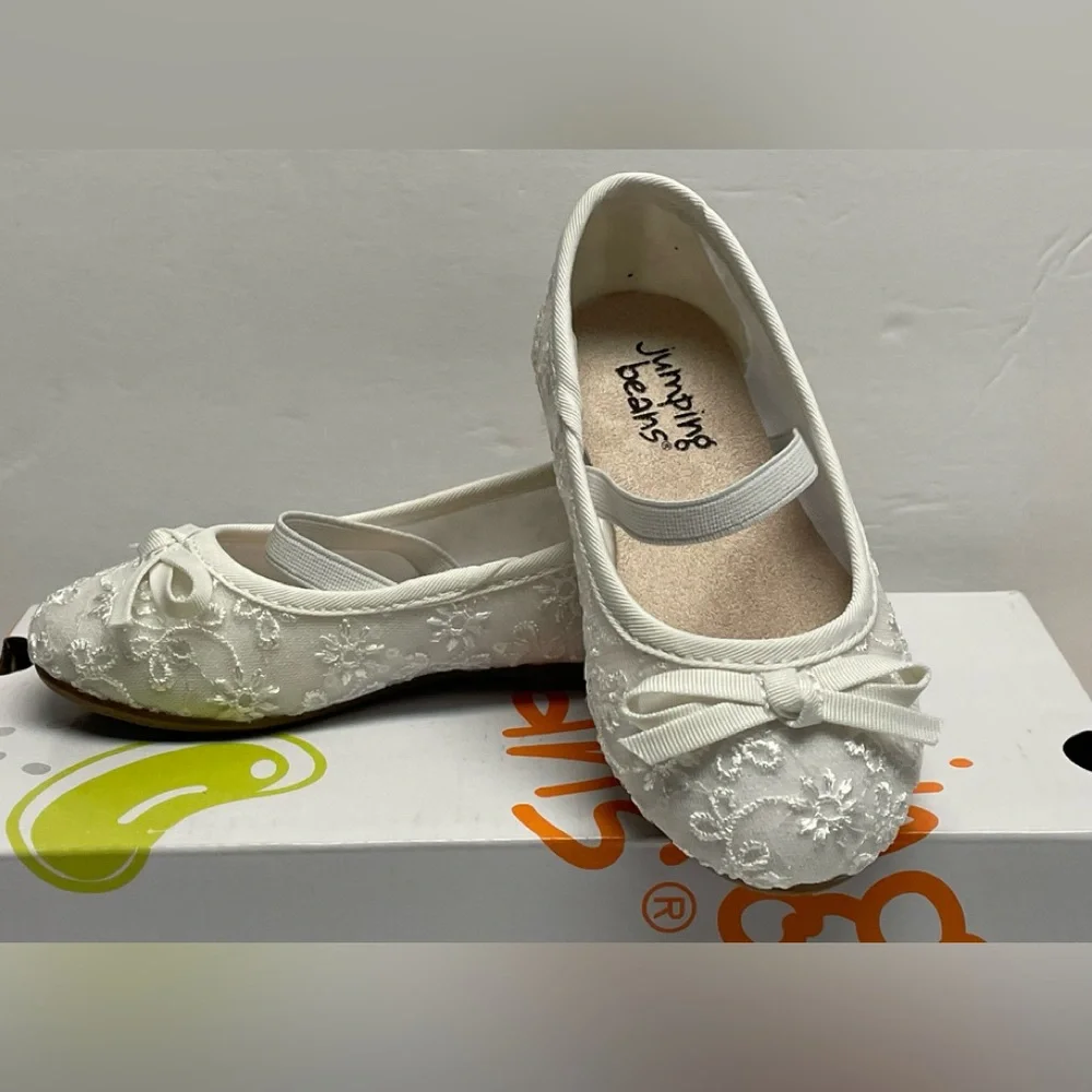 Jumping Beans®
Walnut / White Toddler Girls'
Ballet Flats Size 7T - Picture 1 of 9